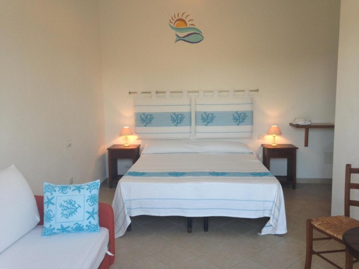 La Striscia Larga Bed & Breakfast Сан Паскуале Екстериор снимка