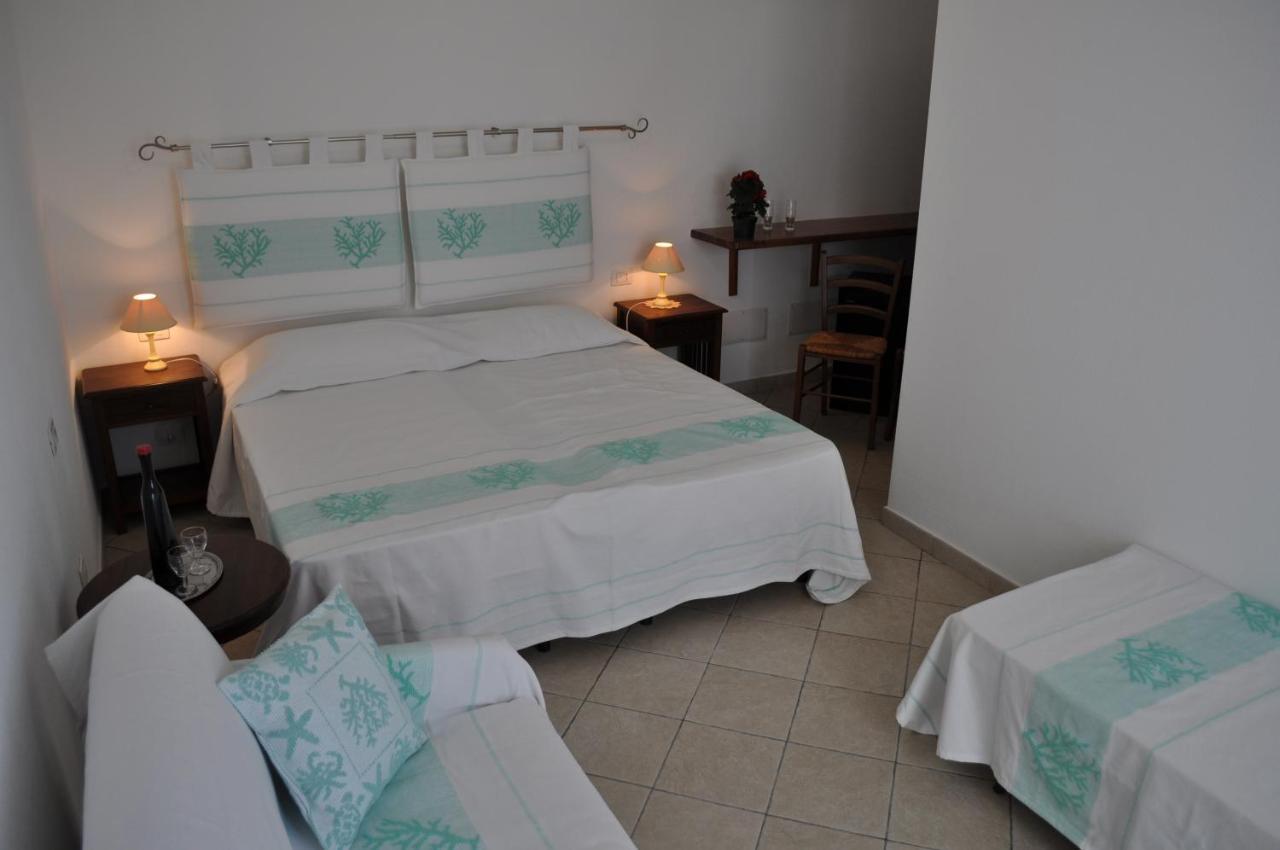 La Striscia Larga Bed & Breakfast Сан Паскуале Екстериор снимка